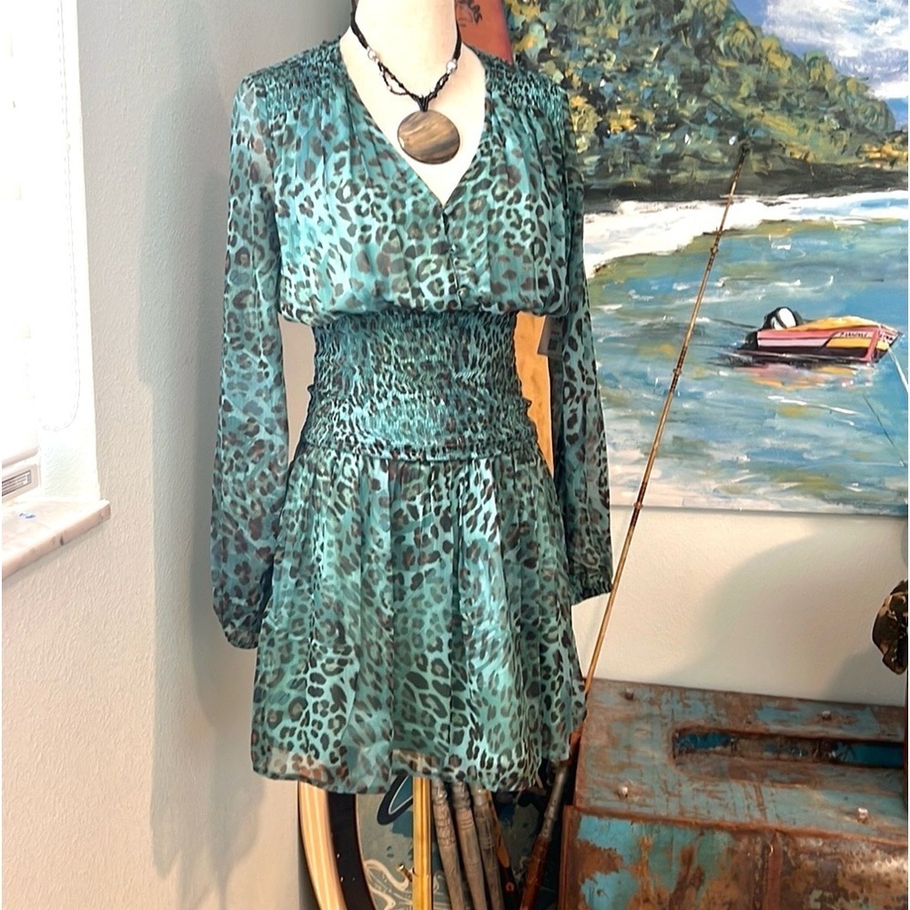 NWT, GUESS,Laureen Dress SMART ECO-Friendly Collection,Slimming,Ruched, Size XS - Picture 3 of 15